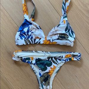 Vitamin A tropical bikini